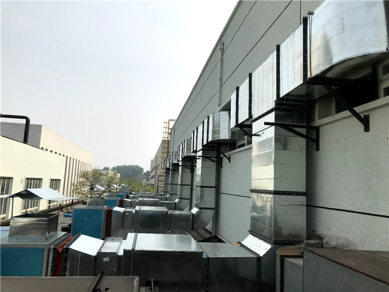 廚房設備維修保養,油煙管道清洗,大型油煙機清洗,煙道清洗,廚房清洗,油煙凈化器改造安裝